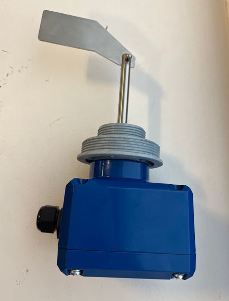 Rotating paddle level limit switch 24V DC 75mm